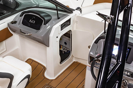 Катер Chaparral Surf GTS 3